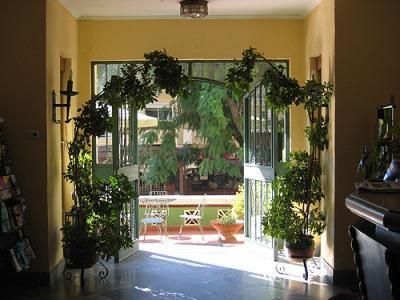 California Hotel Malaga Exterior photo