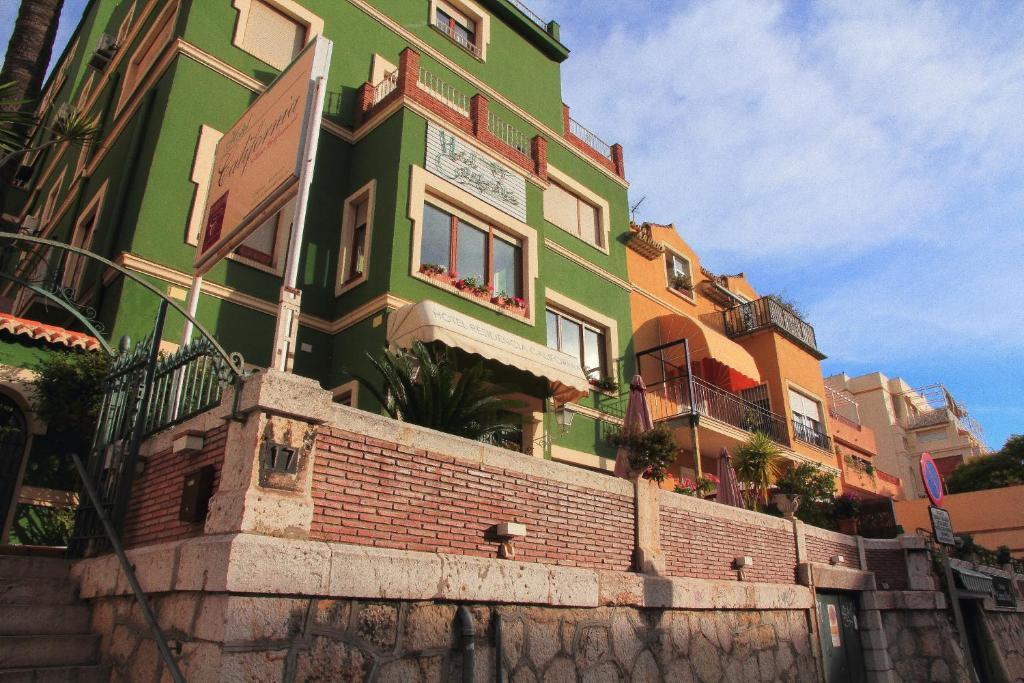 California Hotel Malaga Exterior photo